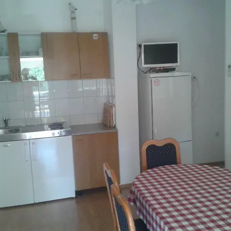 Guest house Vila Karolina *
