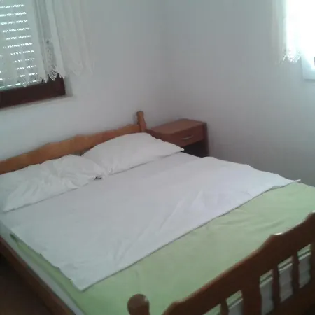 Guest house Vila Karolina *